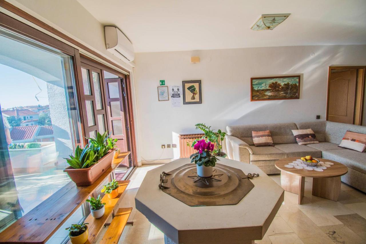 Apartments Grand & Plav In Krk คิร์ก ภายนอก รูปภาพ