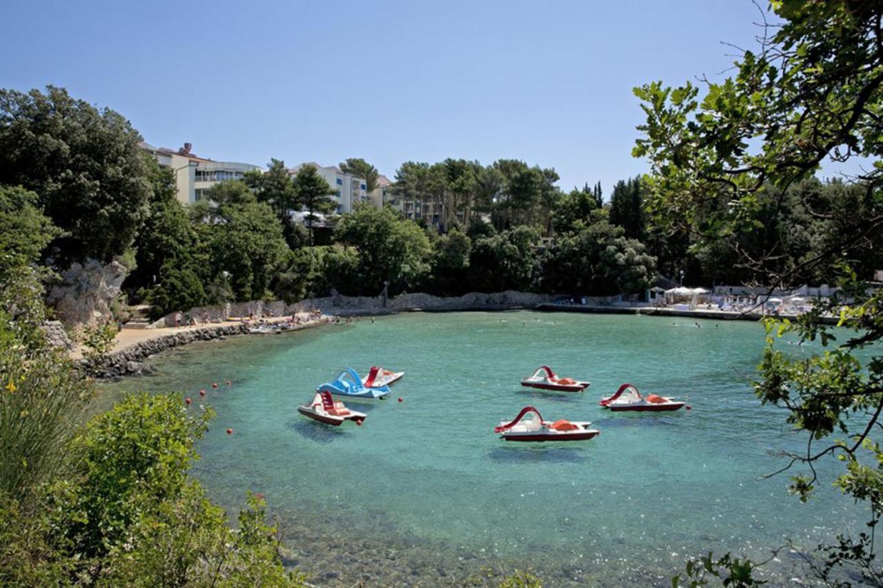 Apartments Grand & Plav In Krk คิร์ก ภายนอก รูปภาพ